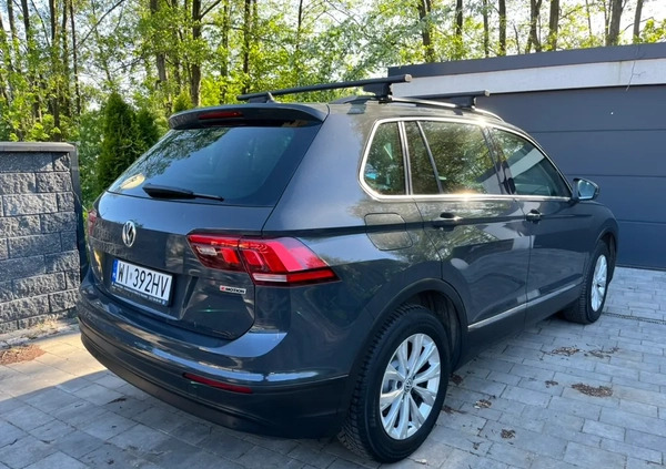 Volkswagen Tiguan cena 89900 przebieg: 82000, rok produkcji 2018 z Skierniewice małe 704